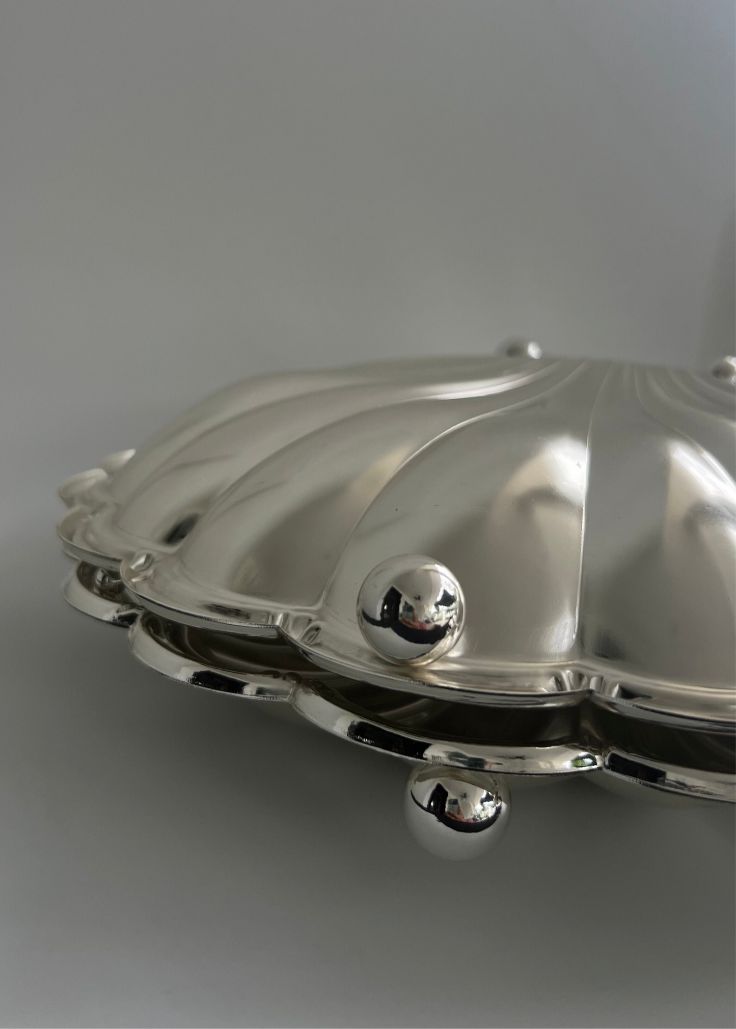 (*Restocked) Shell Serving Dish